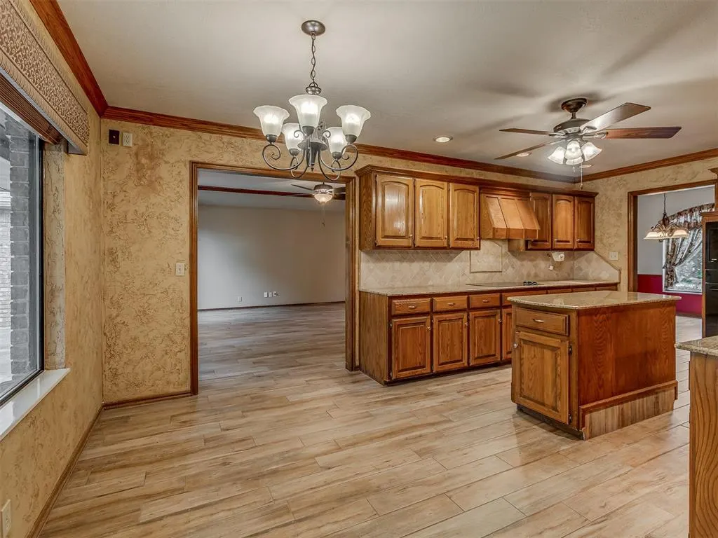 Photo 20 — 141 E Olympic Drive, Yukon, OK 73099