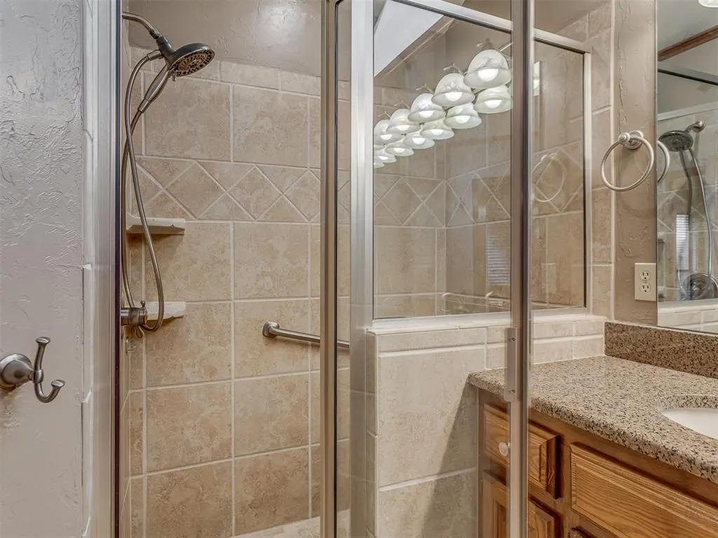 Photo 29 — 141 E Olympic Drive, Yukon, OK 73099