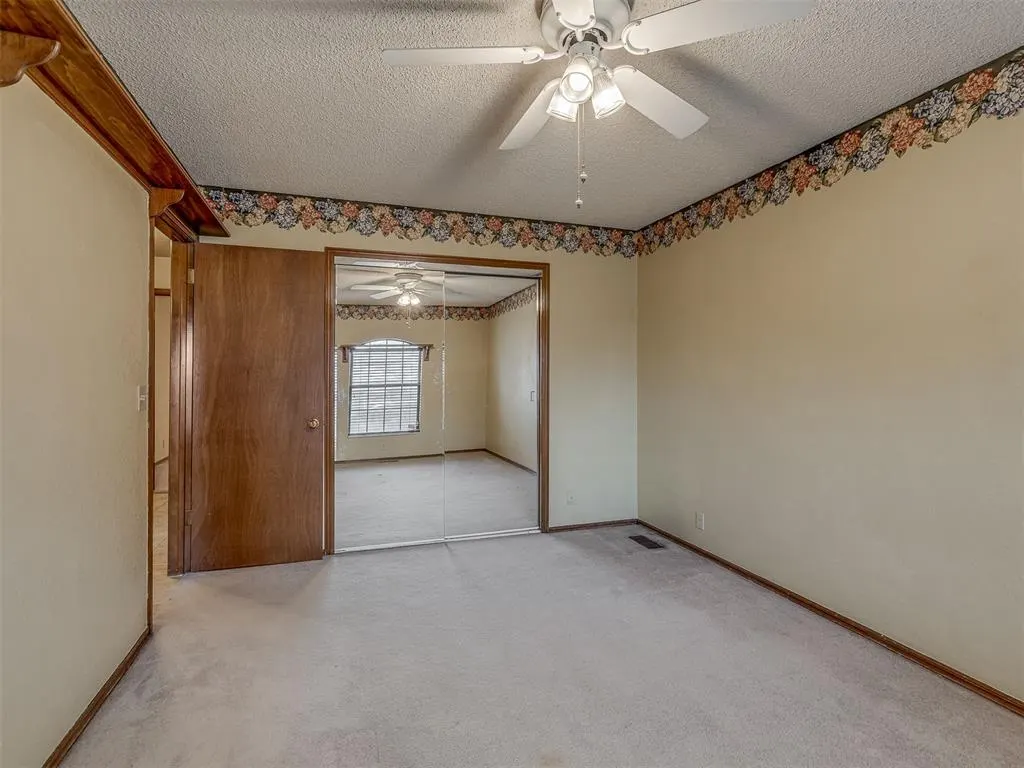 Photo 35 — 141 E Olympic Drive, Yukon, OK 73099