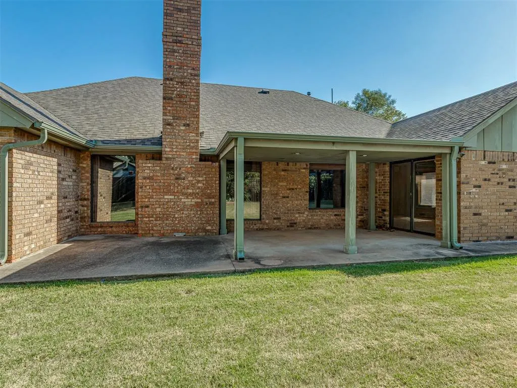 Photo 43 — 141 E Olympic Drive, Yukon, OK 73099