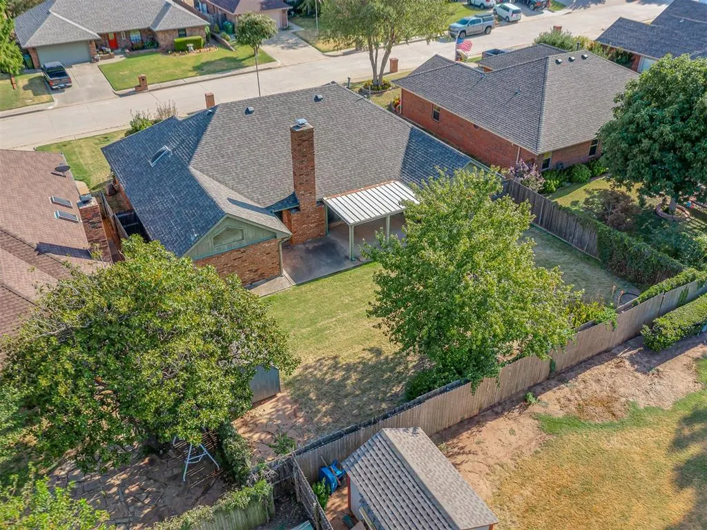 Photo 47 — 141 E Olympic Drive, Yukon, OK 73099