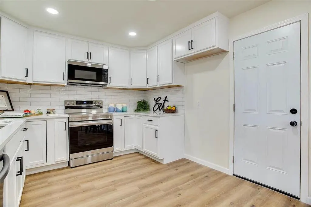 Photo 14 — 2324 Seminole Street, Enid, OK 73703