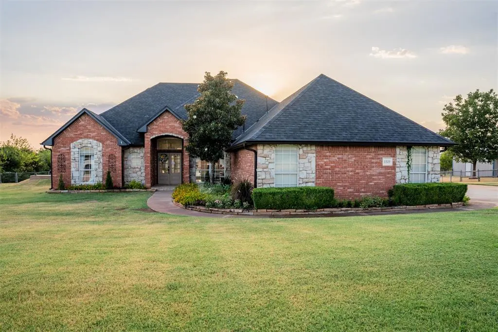 Front exterior — 1329 S Southersby Drive, Mustang, OK 73064