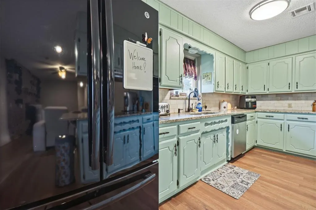 Photo 15 — 117 W 12th Street, Snyder, OK 73566