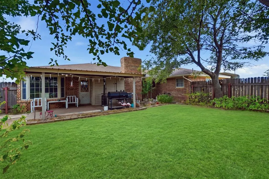 Photo 35 — 117 W 12th Street, Snyder, OK 73566
