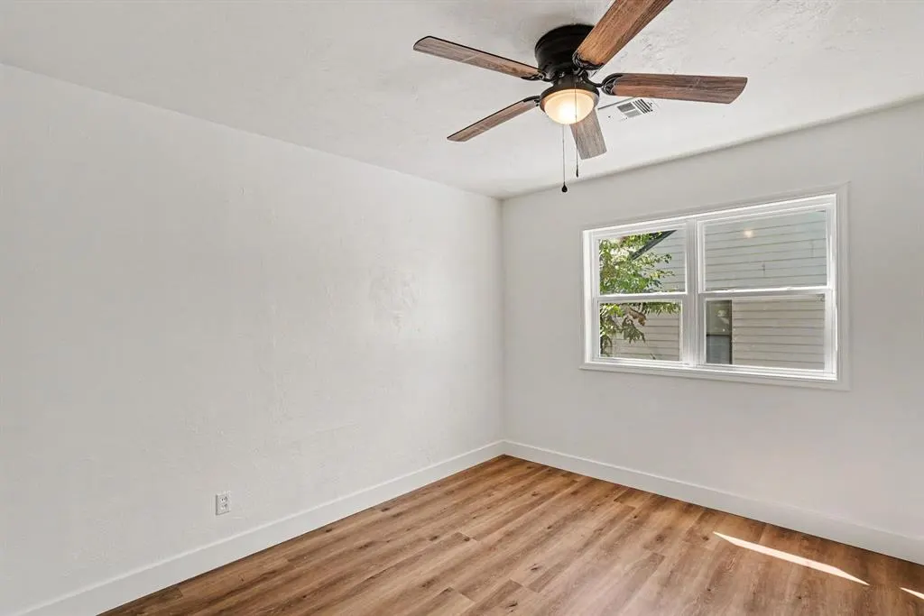 Photo 18 — 1320 Windemere Drive, Oklahoma City, OK 73117