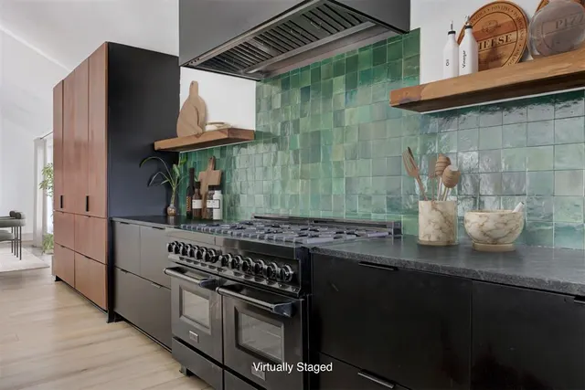 Photo 5 — 6413 Centennial Court, Oklahoma City, OK 73116