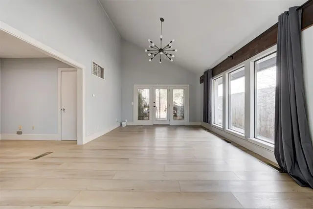 Photo 8 — 6413 Centennial Court, Oklahoma City, OK 73116