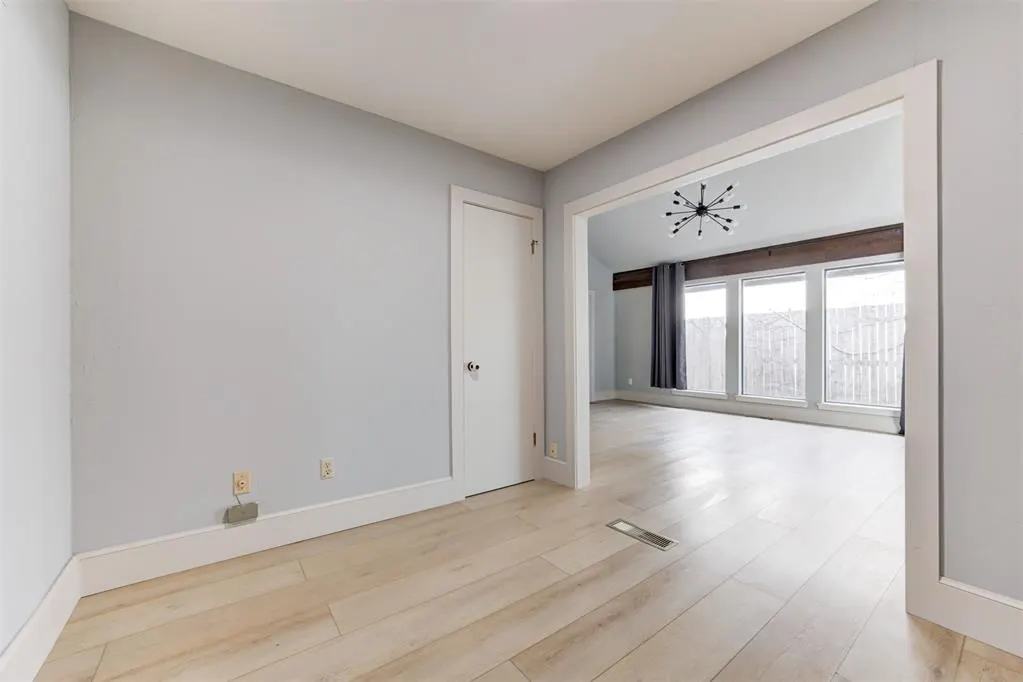 Photo 13 — 6413 Centennial Court, Oklahoma City, OK 73116