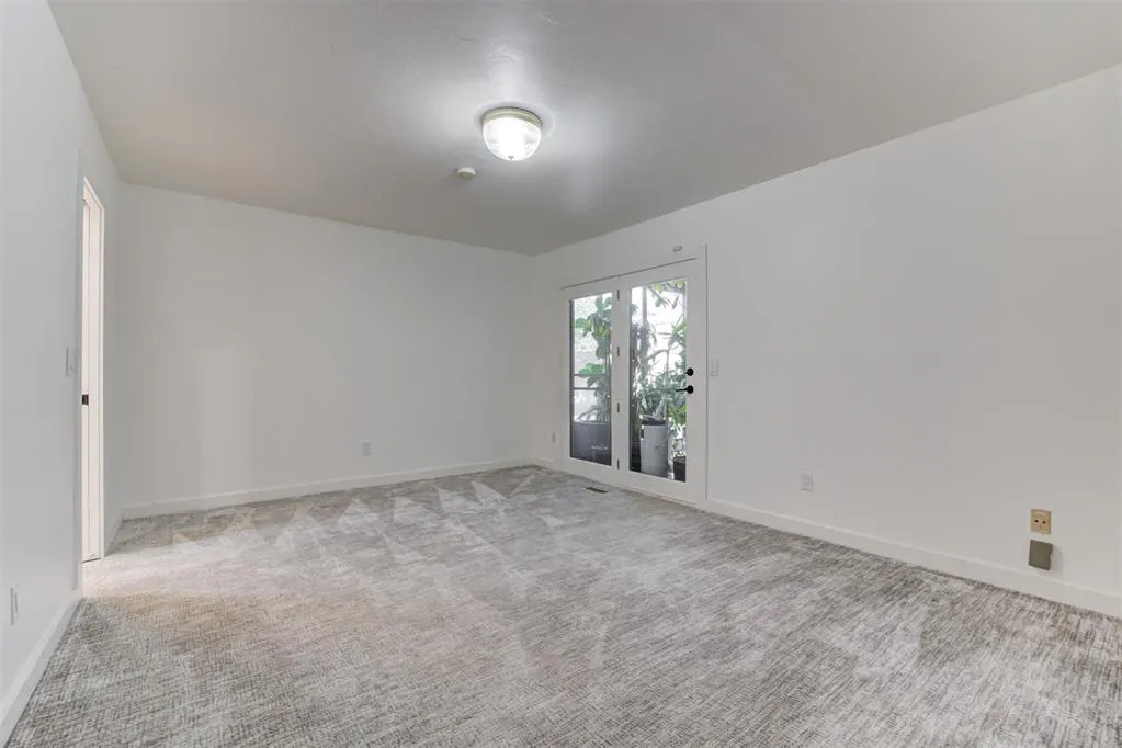 Photo 16 — 6413 Centennial Court, Oklahoma City, OK 73116