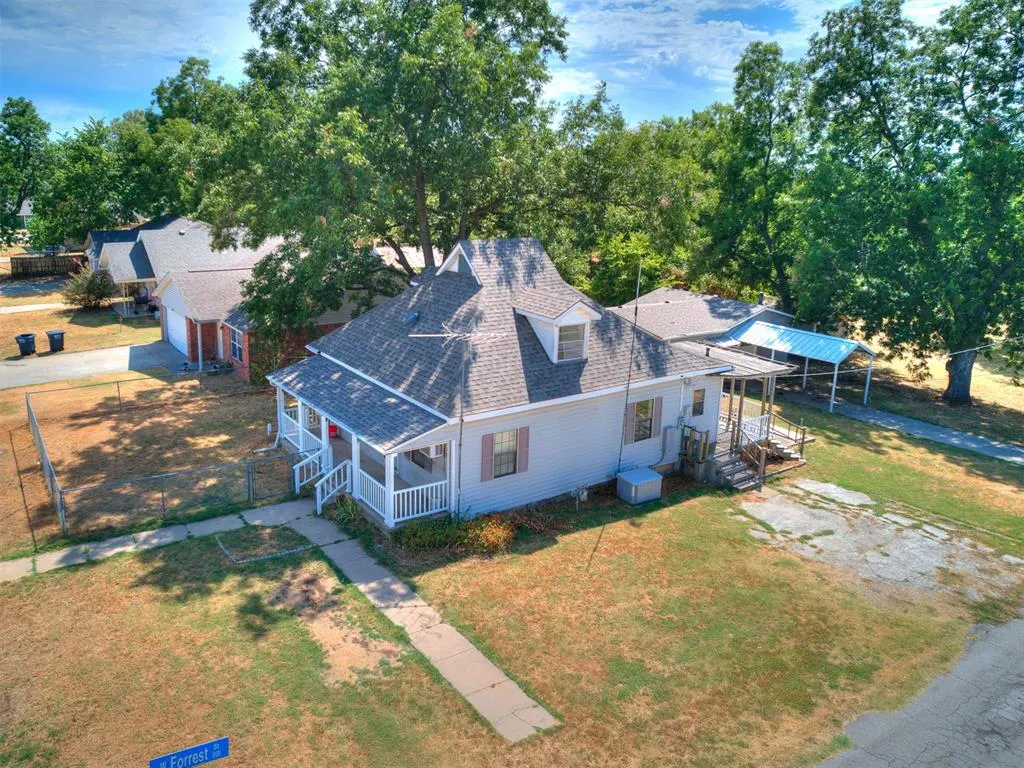 Front exterior — 502 S Pottenger Avenue, Shawnee, OK 74801