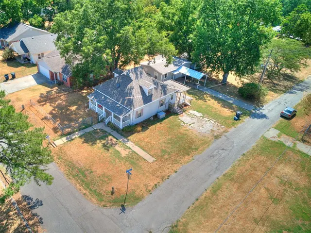 Photo 3 — 502 S Pottenger Avenue, Shawnee, OK 74801