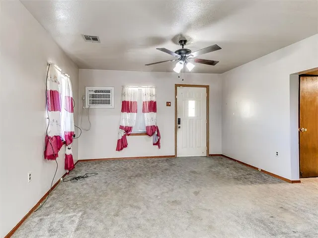 Photo 8 — 502 S Pottenger Avenue, Shawnee, OK 74801