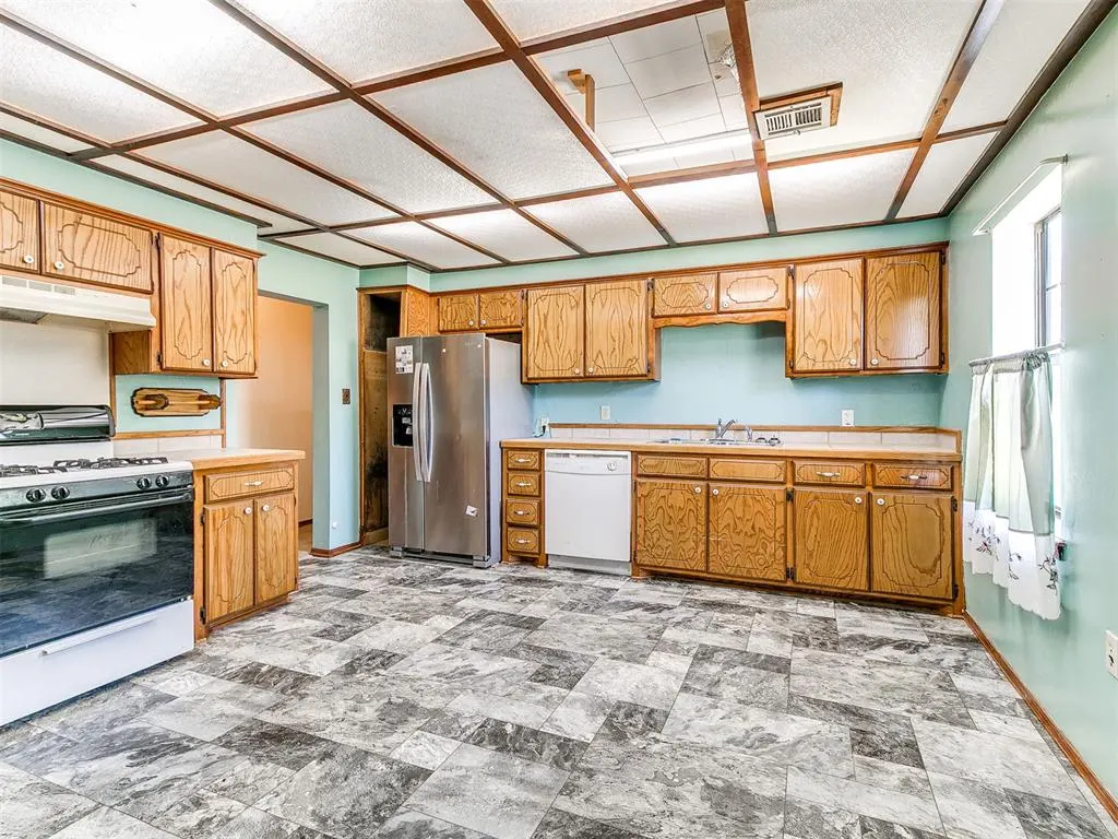 Photo 11 — 502 S Pottenger Avenue, Shawnee, OK 74801