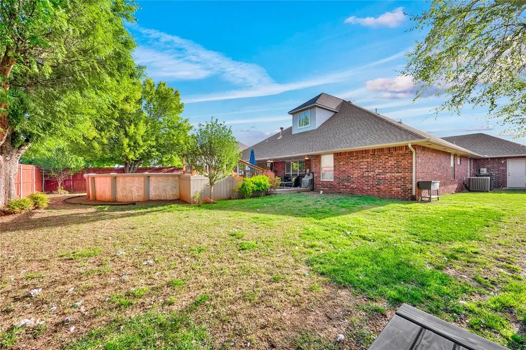 Photo 40 — 17105 Gladstone Lane, Edmond, OK 73012