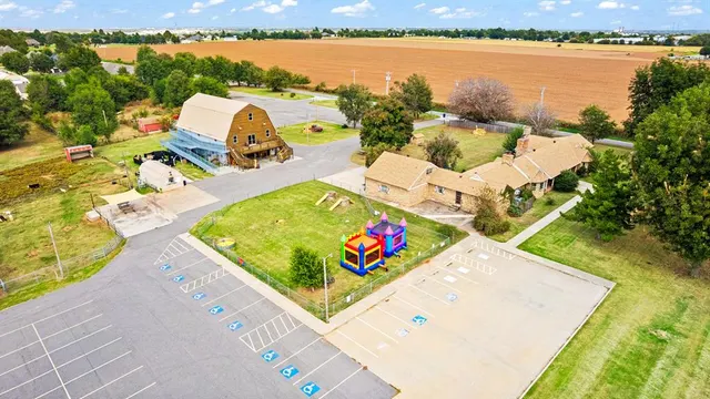 Photo 2 — 1675 NW 32nd Street, Newcastle, OK 73065