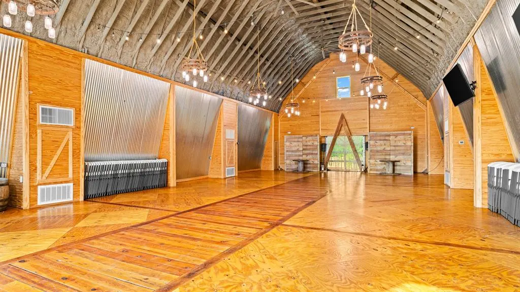Photo 10 — 1675 NW 32nd Street, Newcastle, OK 73065