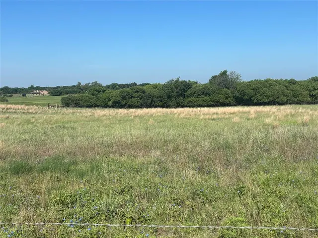 Photo 3 — 15679 South County Road 2074, Blair, OK 73526