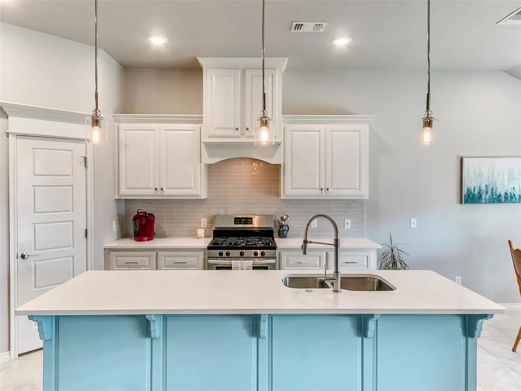 Photo 11 — 6132 Oxnard, Edmond, OK 73034