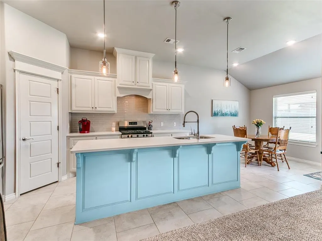 Photo 14 — 6132 Oxnard, Edmond, OK 73034