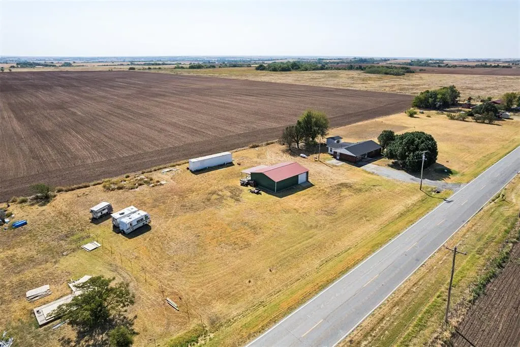 Photo 43 — 1921 State Highway 92, Chickasha, OK 73018