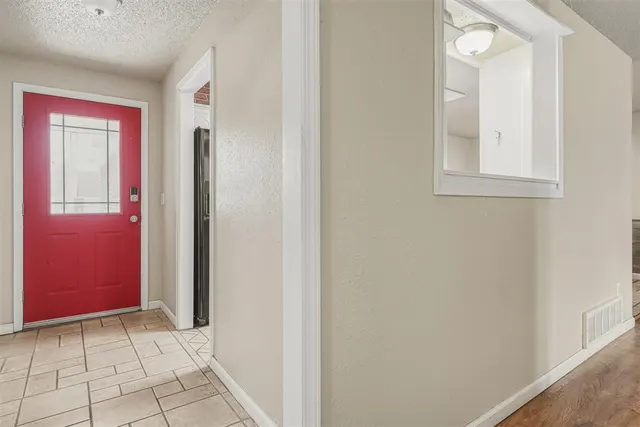 Photo 6 — 1061 W Main Street, Moore, OK 73160