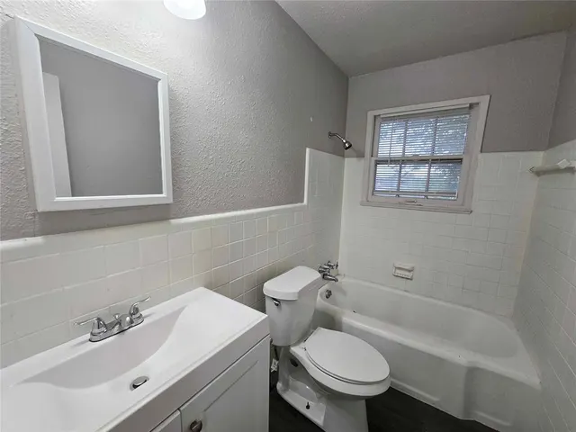 Photo 7 — 515 E Indian Drive, Oklahoma City, OK 73110