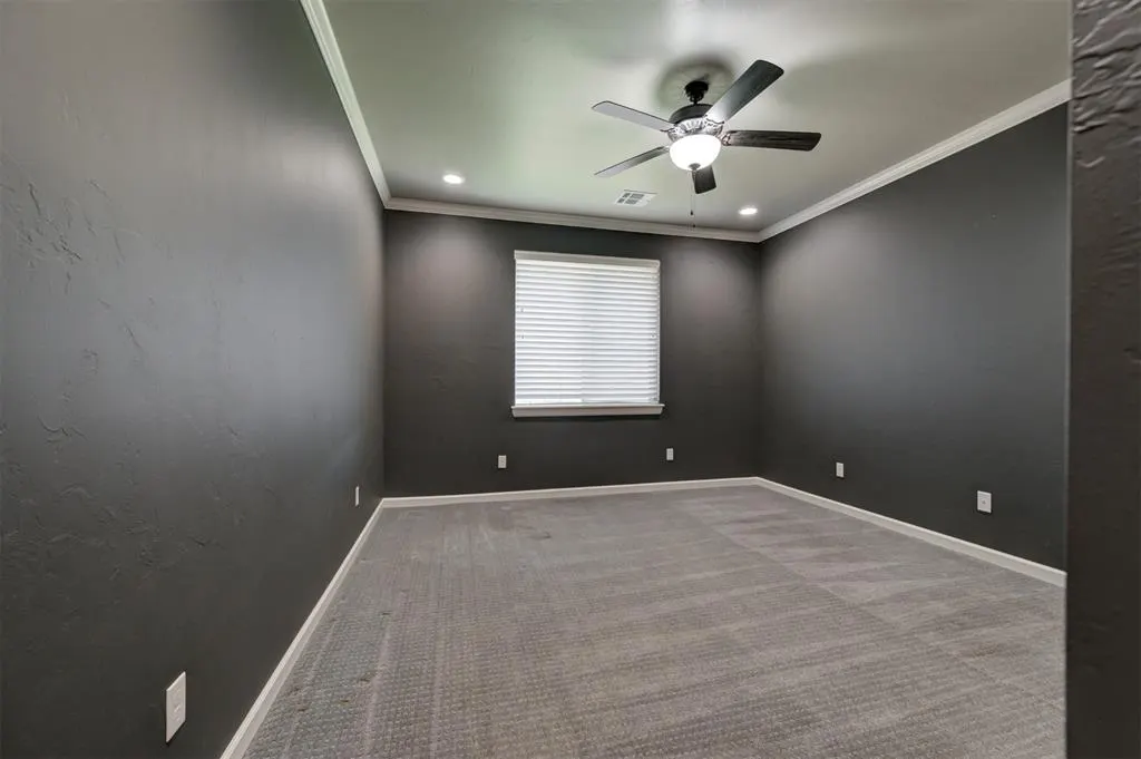 Photo 29 — 3904 Bridge Wood Lane, Oklahoma City, OK 73179