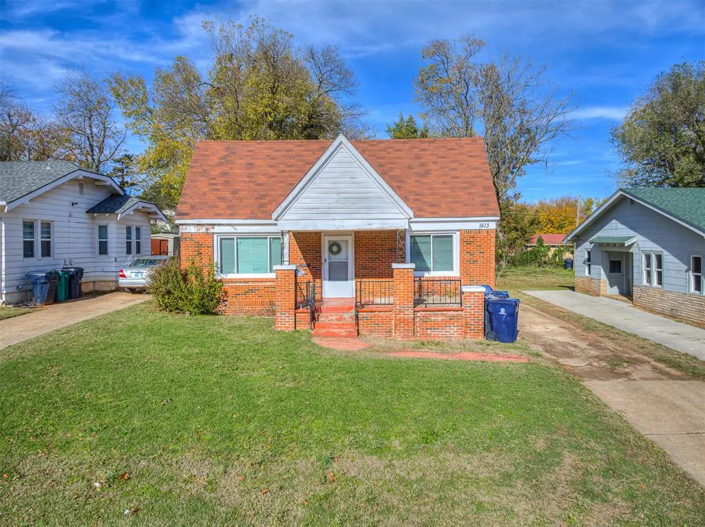 Front exterior — 1613 E Park Place, Oklahoma City, OK 73117