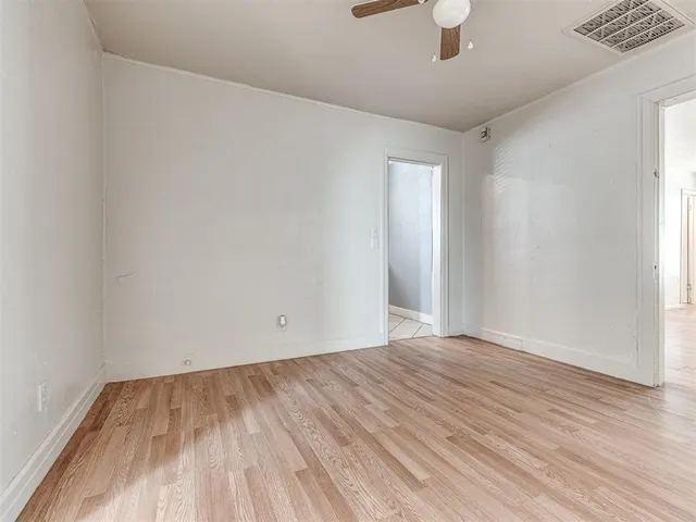 Photo 5 — 1613 E Park Place, Oklahoma City, OK 73117