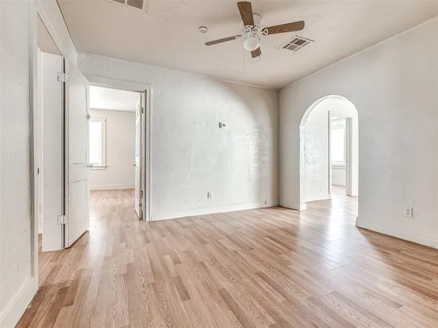 Photo 6 — 1613 E Park Place, Oklahoma City, OK 73117