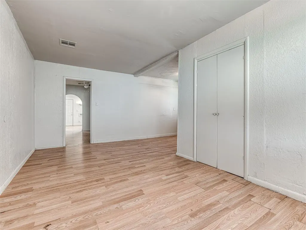 Photo 11 — 1613 E Park Place, Oklahoma City, OK 73117