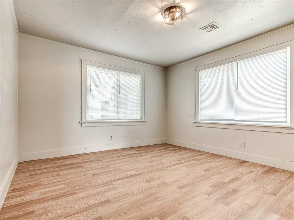 Photo 12 — 1613 E Park Place, Oklahoma City, OK 73117