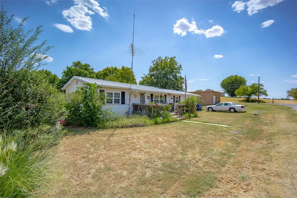 Photo 5 — 510 W H Street, Alex, OK 73002