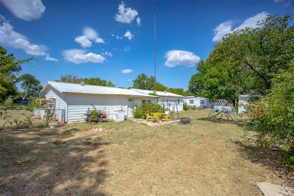 Photo 28 — 510 W H Street, Alex, OK 73002