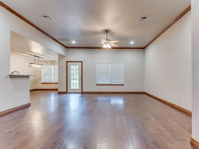 Photo 6 — 428 Murray Drive, Choctaw, OK 73020