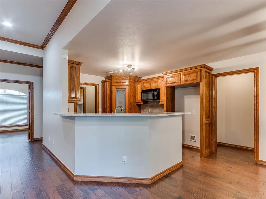 Photo 13 — 428 Murray Drive, Choctaw, OK 73020