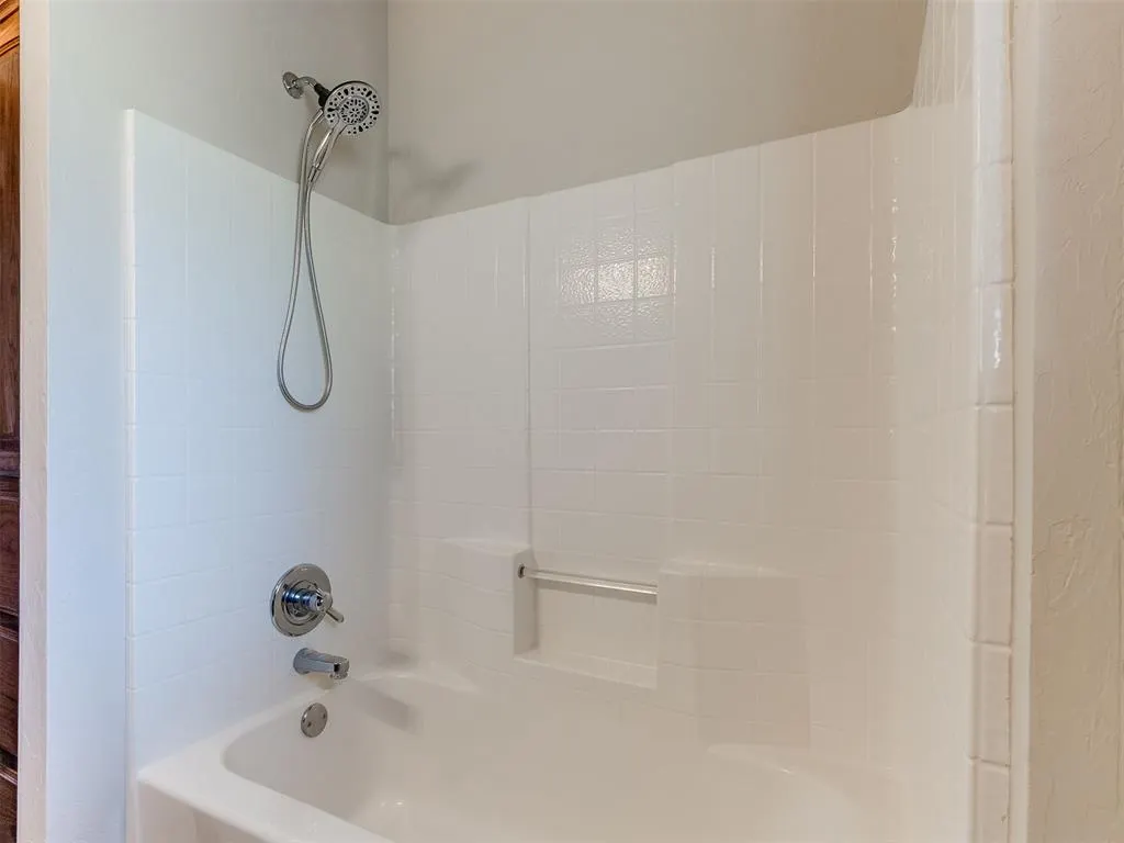 Photo 35 — 428 Murray Drive, Choctaw, OK 73020