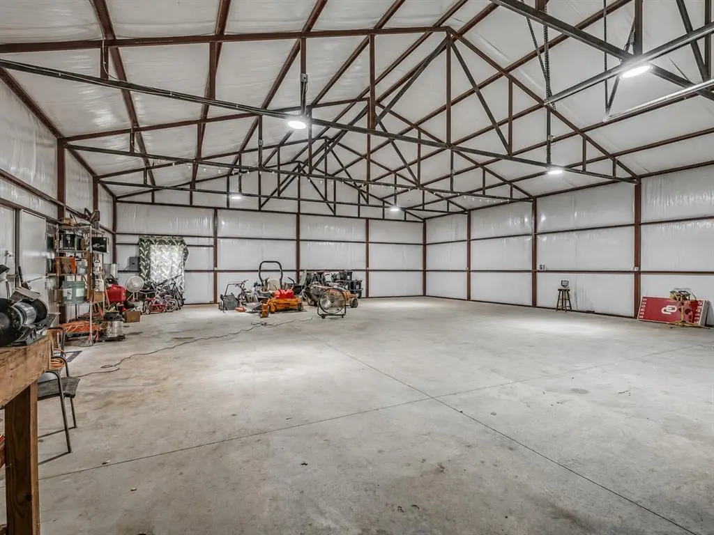 Photo 7 — 410 Quail Hollow Drive, Blanchard, OK 73010