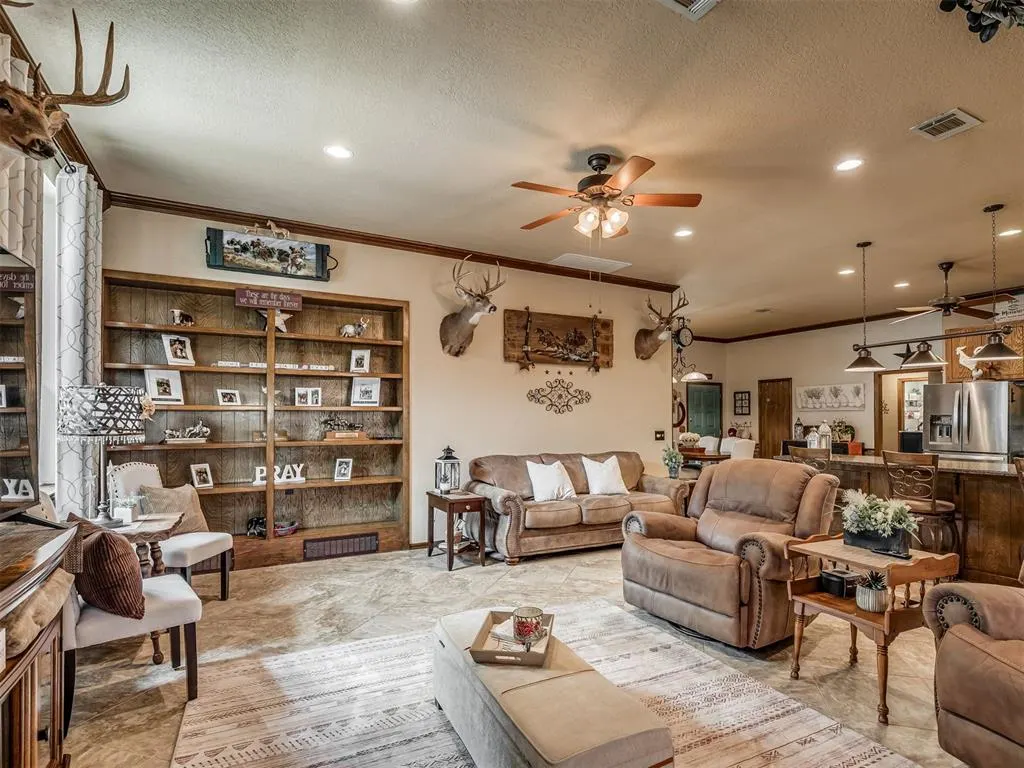 Photo 12 — 410 Quail Hollow Drive, Blanchard, OK 73010