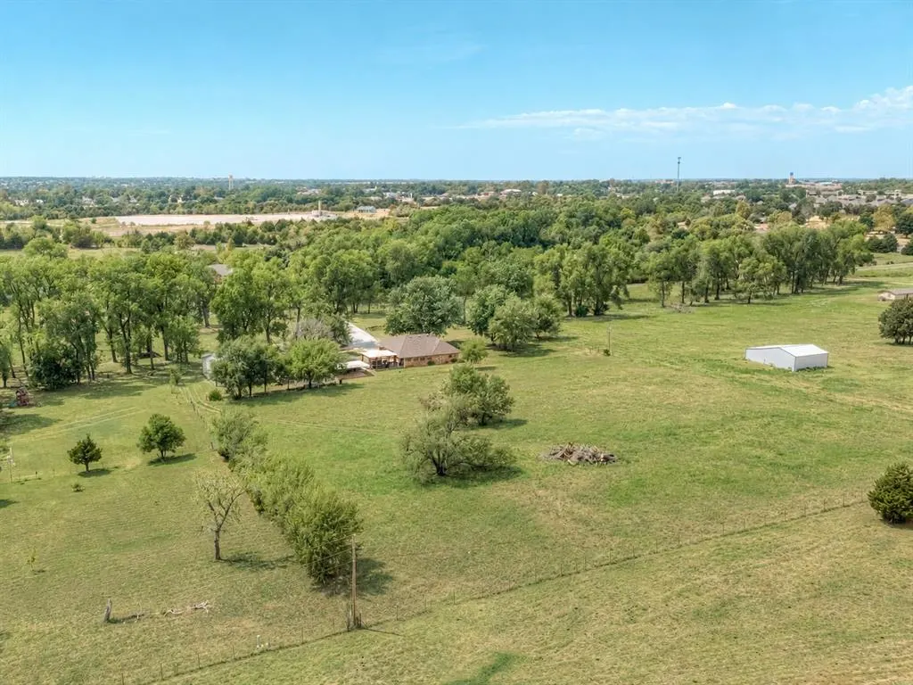 Photo 44 — 410 Quail Hollow Drive, Blanchard, OK 73010