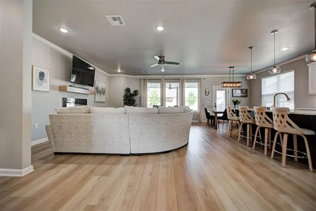 Photo 7 — 2688 Somerset Drive, Shawnee, OK 74804