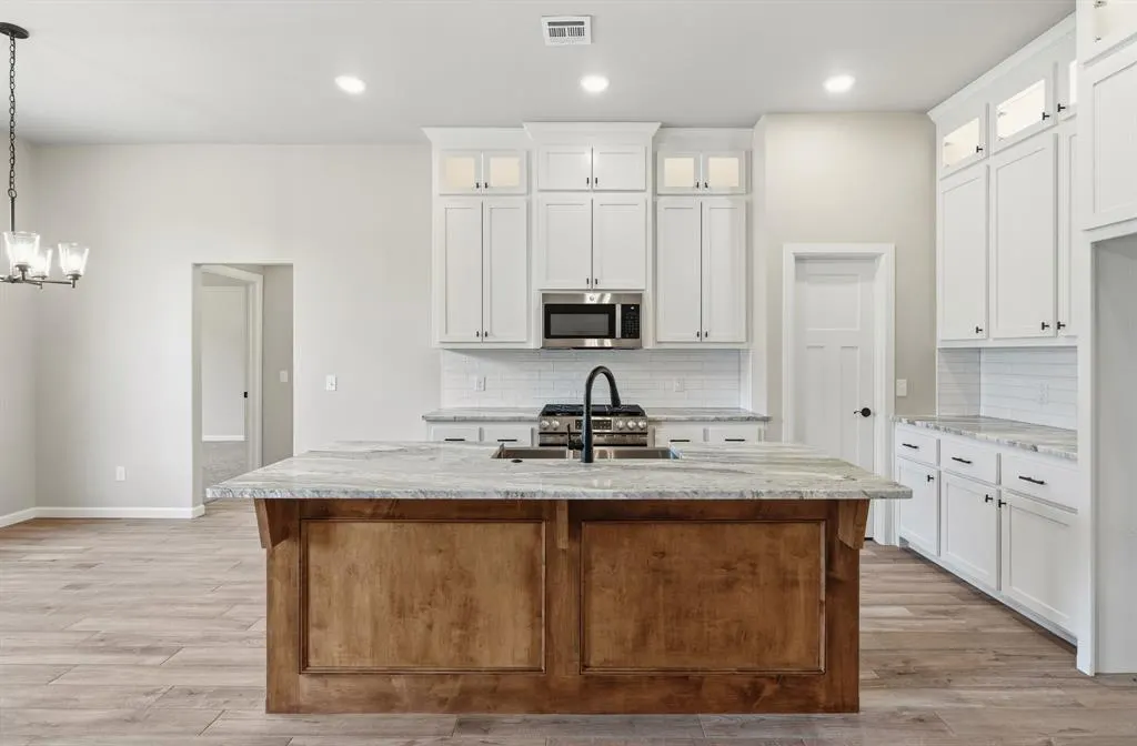 Photo 13 — 2416 County Road 1240, Blanchard, OK 73010