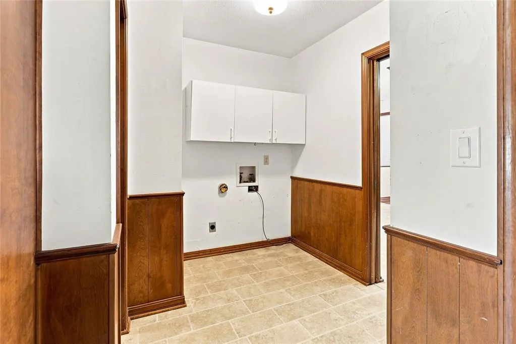 Photo 11 — 120 Gaynelle Lane, Hobart, OK 73651