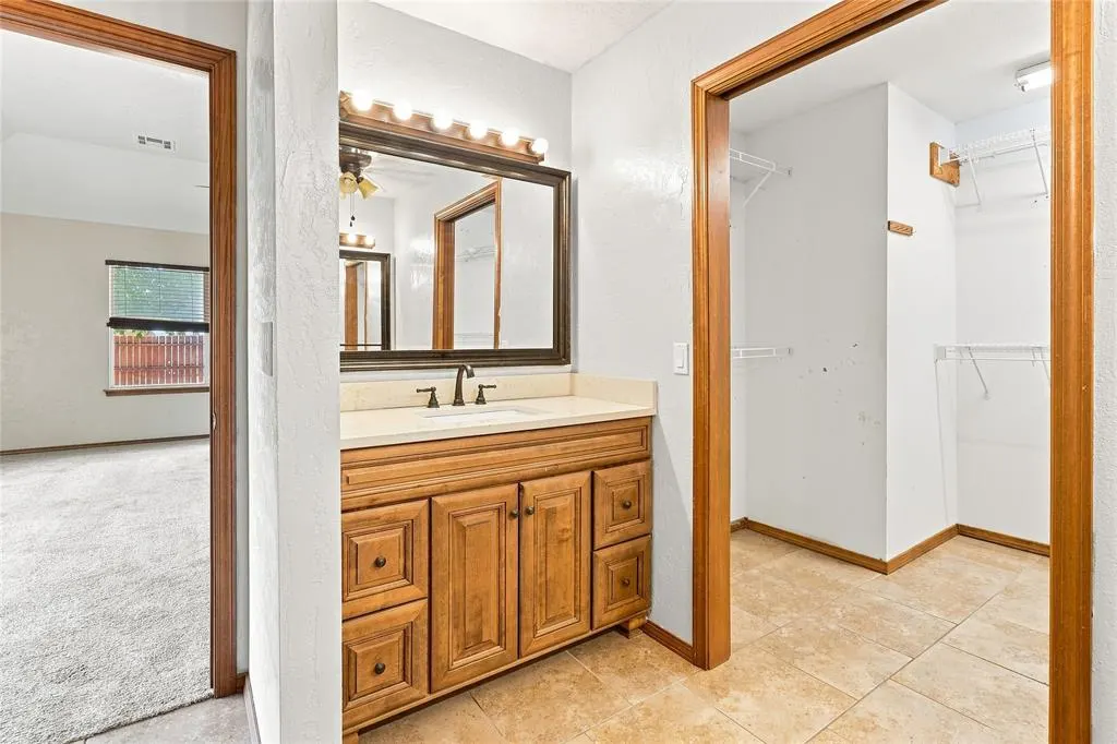 Photo 17 — 120 Gaynelle Lane, Hobart, OK 73651