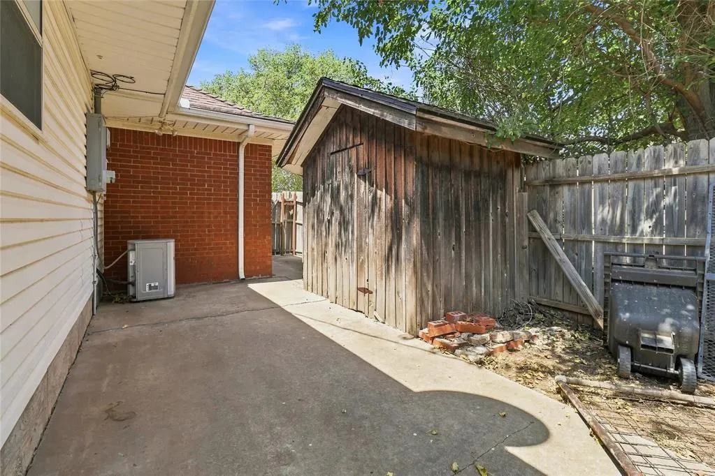 Photo 40 — 120 Gaynelle Lane, Hobart, OK 73651