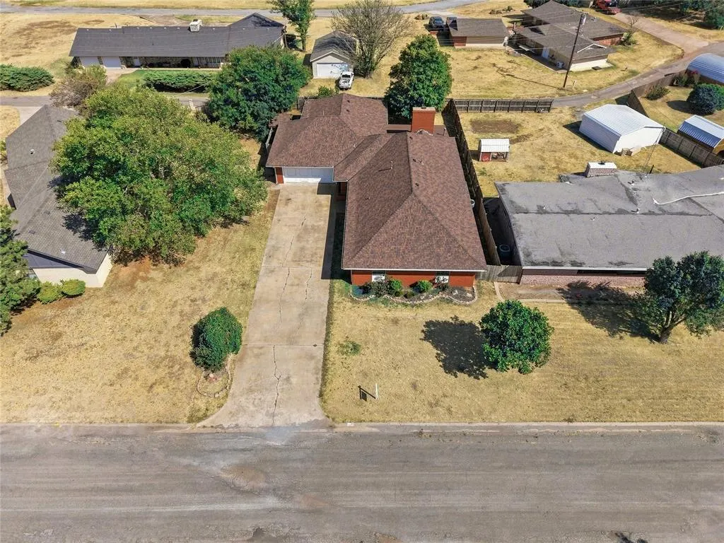 Photo 41 — 120 Gaynelle Lane, Hobart, OK 73651
