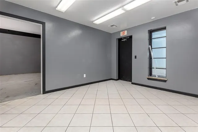 Photo 5 — 14900 Bristol Park Boulevard D, Edmond, OK 73013