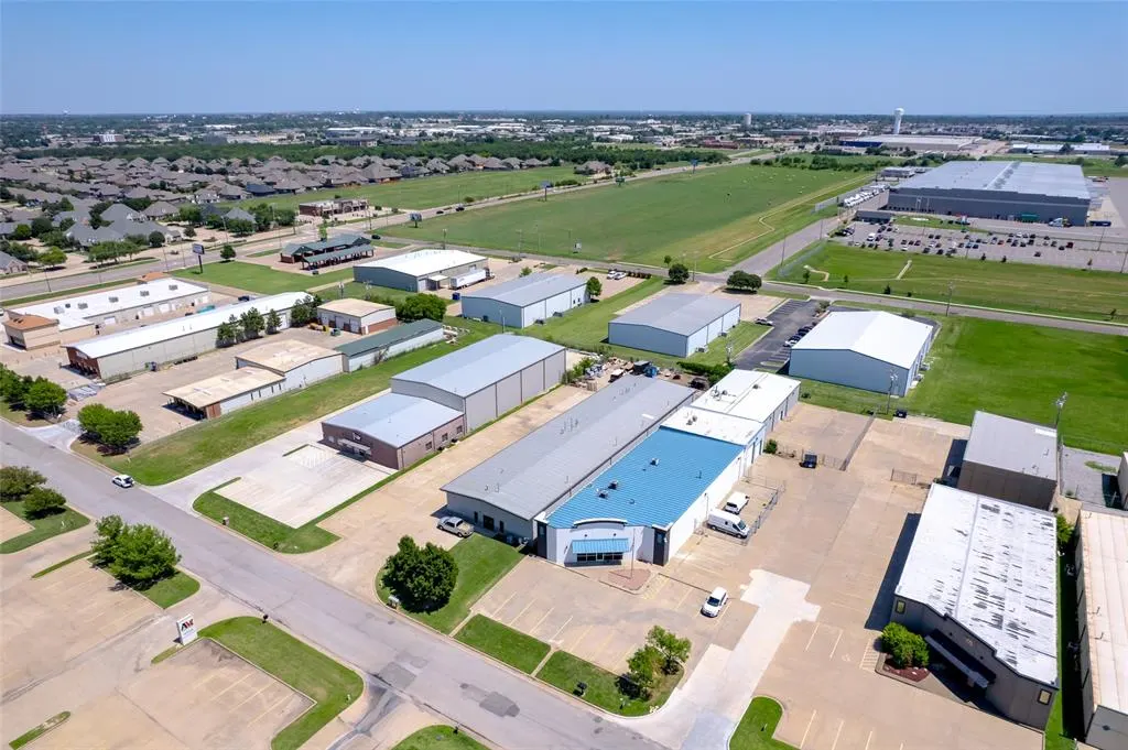 Photo 19 — 14900 Bristol Park Boulevard D, Edmond, OK 73013