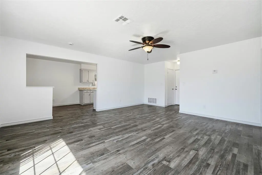 Photo 8 — 1406 Beth Court, Elk City, OK 73644